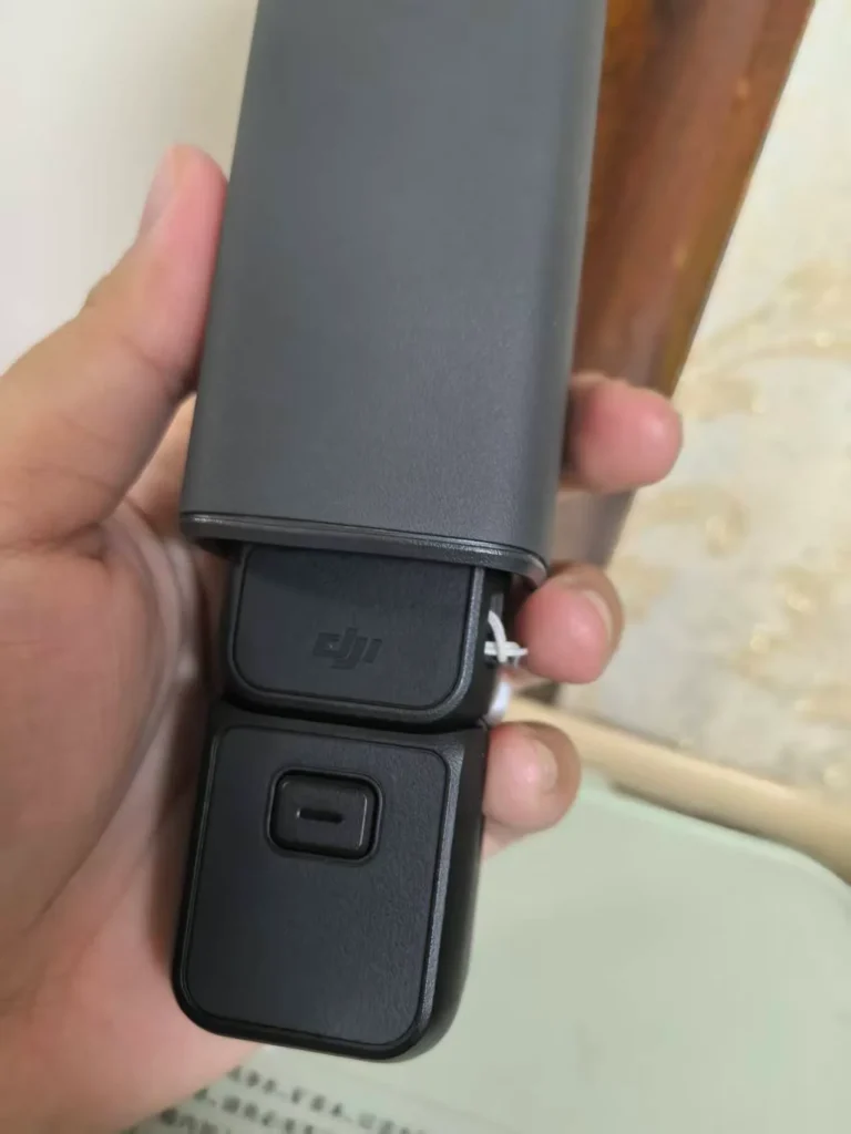 DJI Osmo Pocket 3 with a handle 4